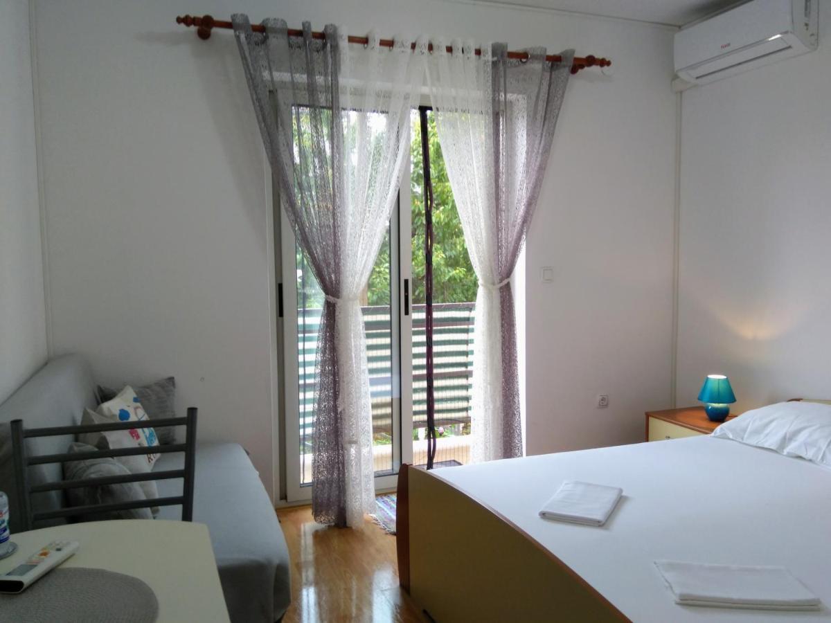 Apartments And Room Markovic Rovinjsko Selo Luaran gambar