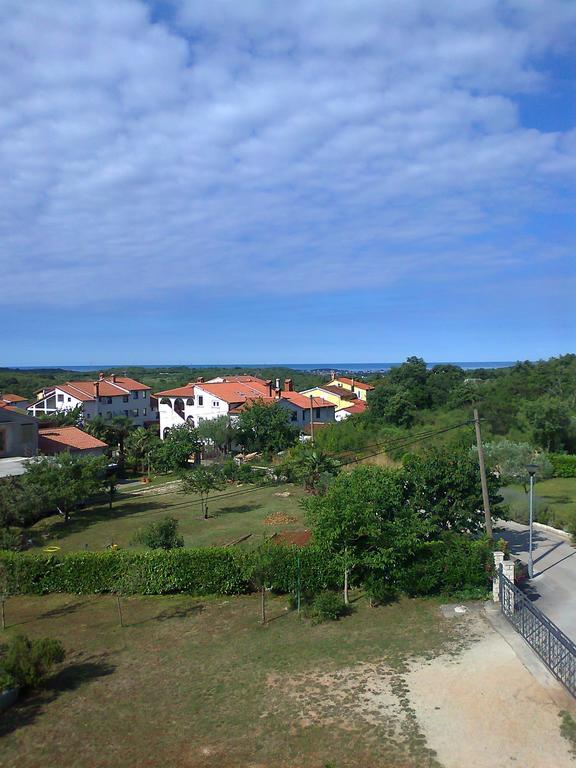 Apartments And Room Markovic Rovinjsko Selo Bilik gambar