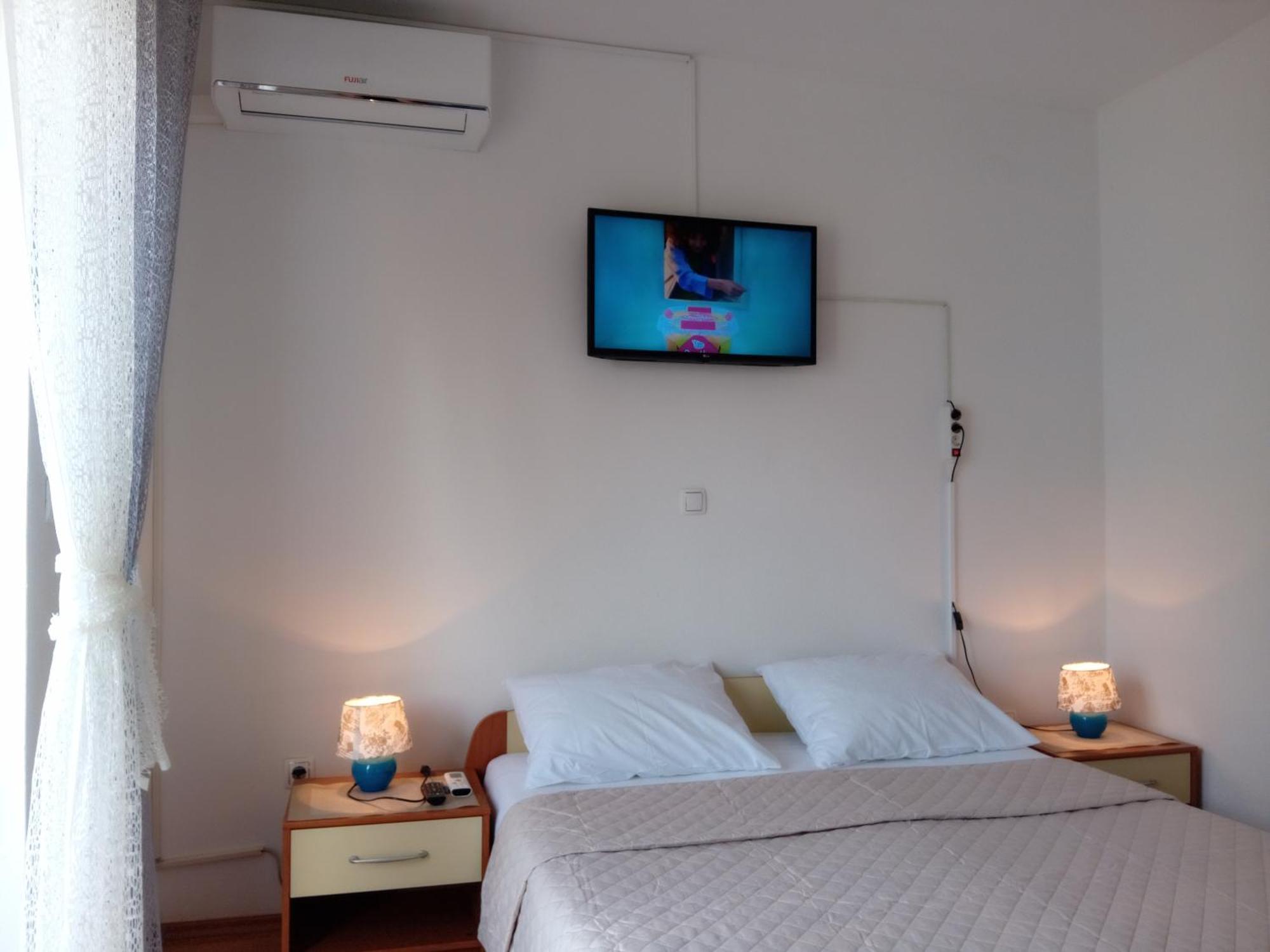 Apartments And Room Markovic Rovinjsko Selo Luaran gambar
