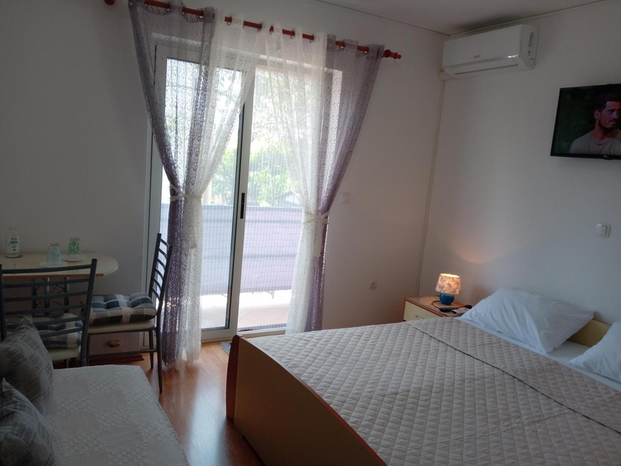 Apartments And Room Markovic Rovinjsko Selo Luaran gambar